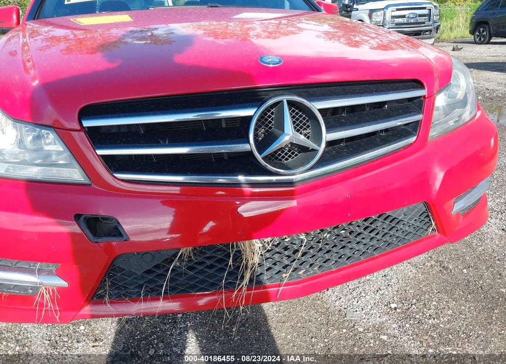 2014 MERCEDES-BENZ C 300 LUXURY 4MATIC/SPORT 4MATIC VIN: WDDGF8AB5EA898212