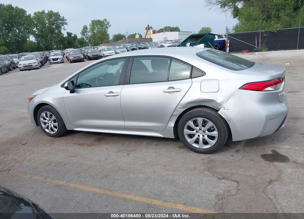 2022 TOYOTA COROLLA LE VIN: 5YFEPMAE2NP317679