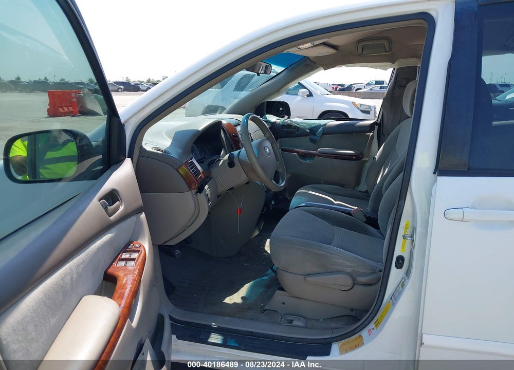 2009 TOYOTA SIENNA CE VIN: 5TDZK23C29S257514