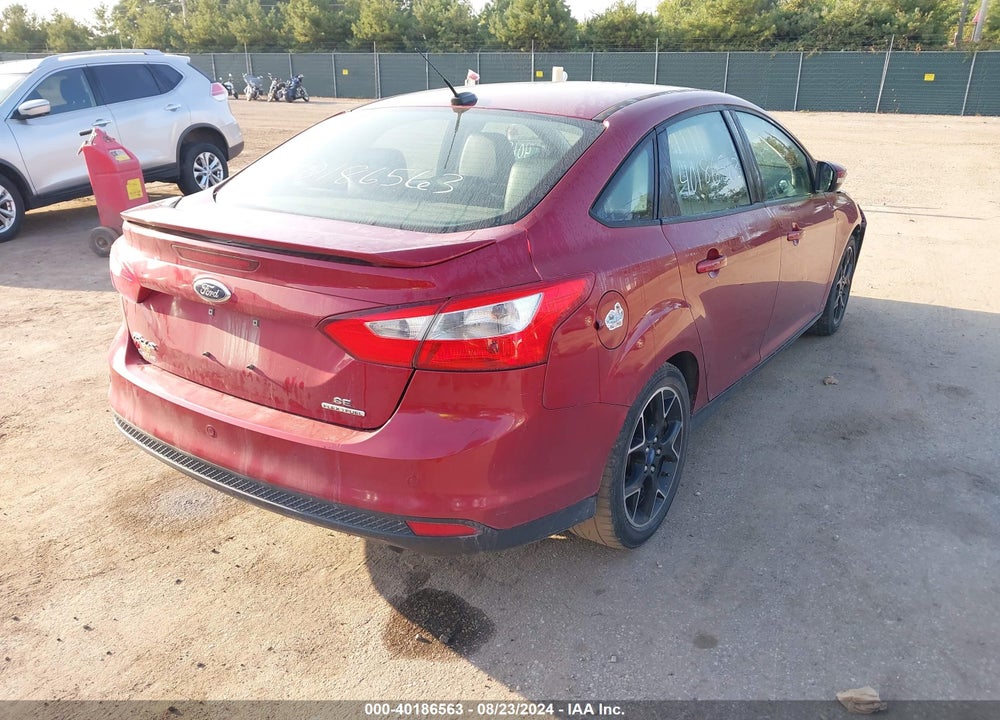 2014 FORD FOCUS SE VIN: 1FADP3F26EL107833