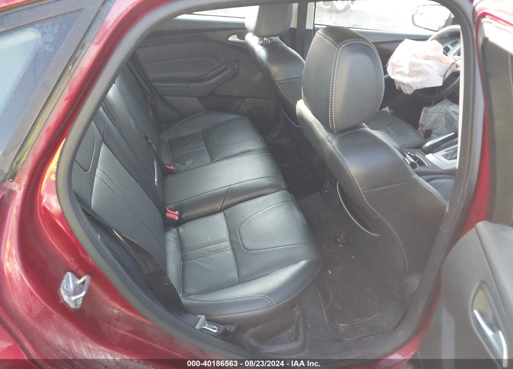 2014 FORD FOCUS SE VIN: 1FADP3F26EL107833