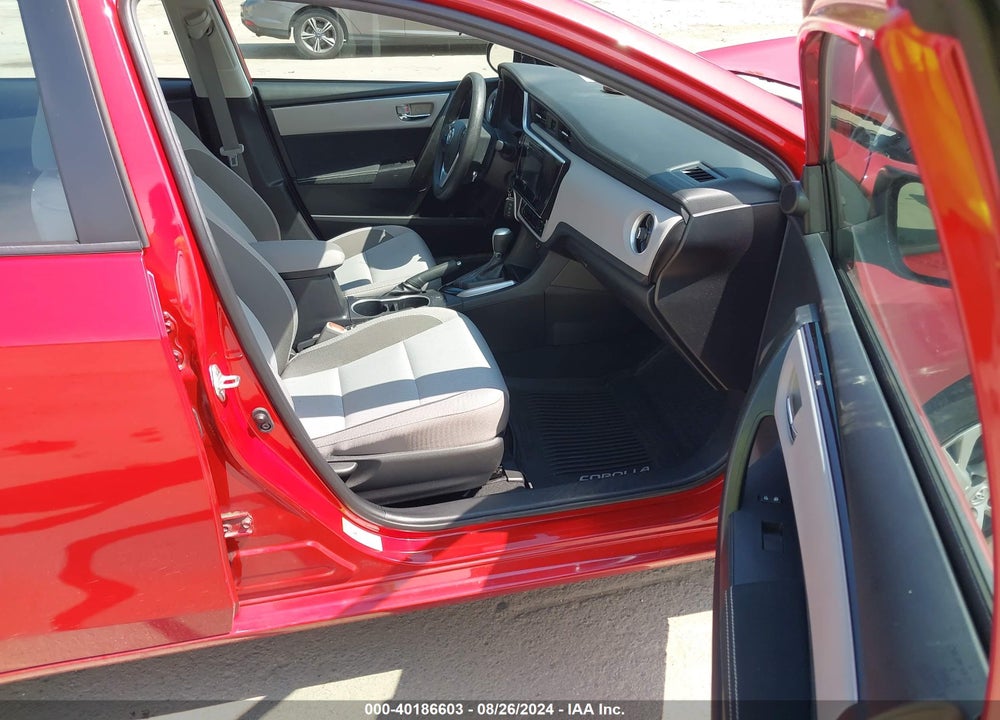 2019 TOYOTA COROLLA LE VIN: 2T1BURHE9KC130403