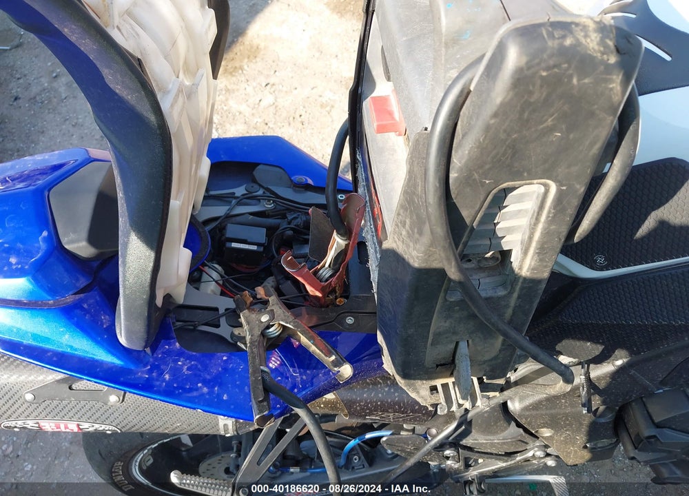 2014 YAMAHA YZFR1 VIN: JYARN23E7EA018102