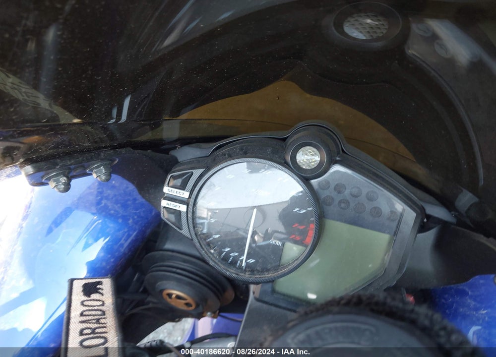 2014 YAMAHA YZFR1 VIN: JYARN23E7EA018102