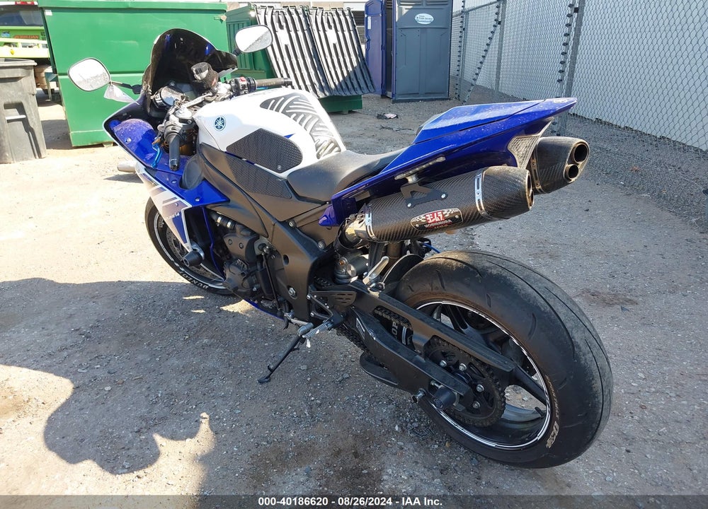 2014 YAMAHA YZFR1 VIN: JYARN23E7EA018102