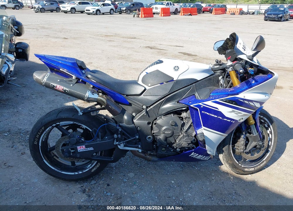 2014 YAMAHA YZFR1 VIN: JYARN23E7EA018102