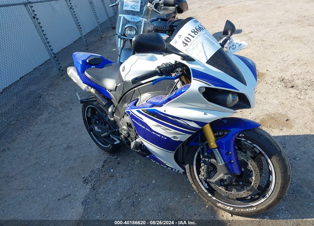2014 YAMAHA YZFR1 VIN: JYARN23E7EA018102