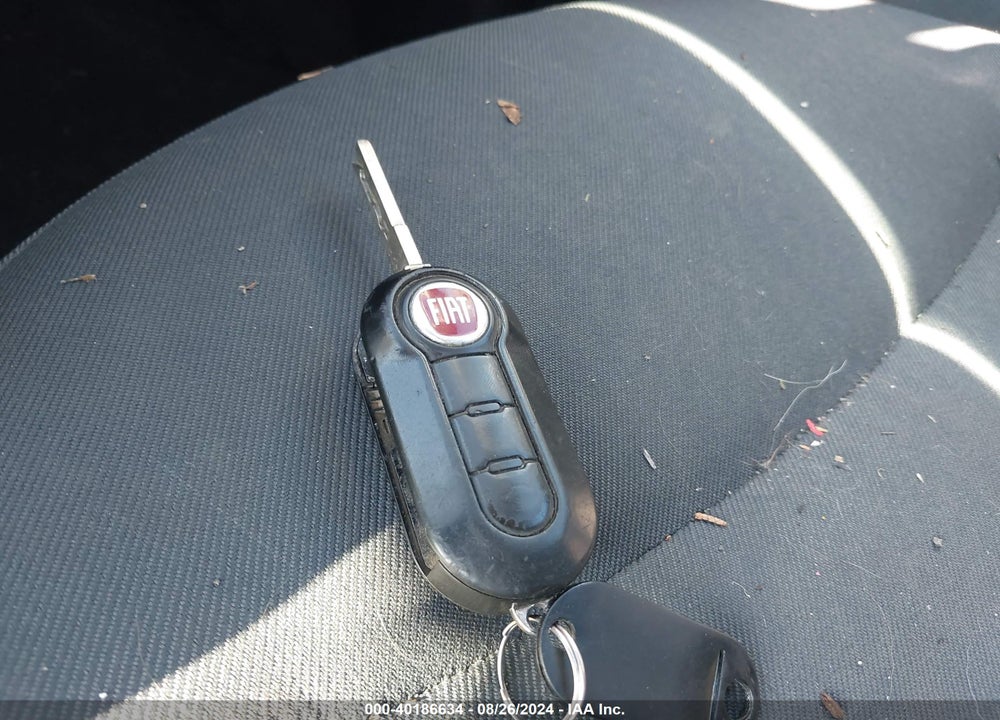 2013 FIAT 500 POP VIN: 3C3CFFAR6DT623373