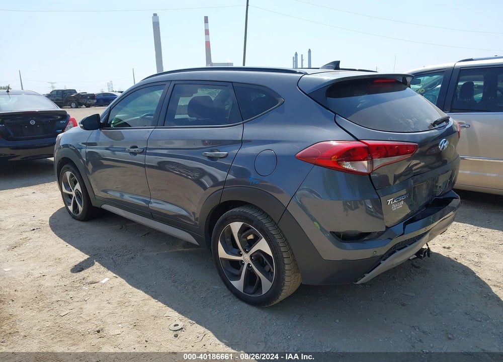 2018 HYUNDAI TUCSON VALUE VIN: KM8J33A21JU794851