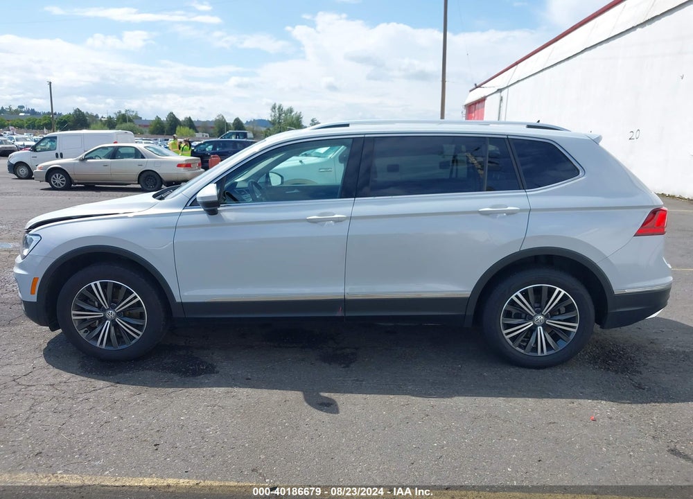 2018 VOLKSWAGEN TIGUAN 2.0T SE/2.0T SEL VIN: 3VV3B7AX5JM182953