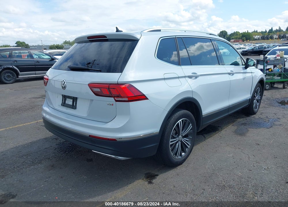 2018 VOLKSWAGEN TIGUAN 2.0T SE/2.0T SEL VIN: 3VV3B7AX5JM182953