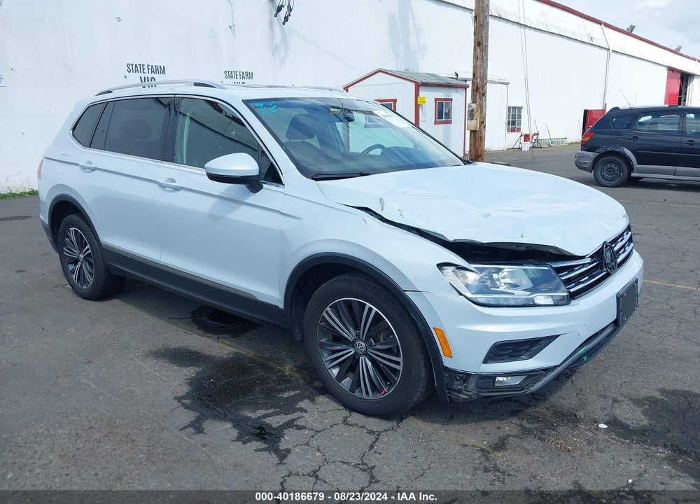 2018 VOLKSWAGEN TIGUAN 2.0T SE/2.0T SEL VIN: 3VV3B7AX5JM182953