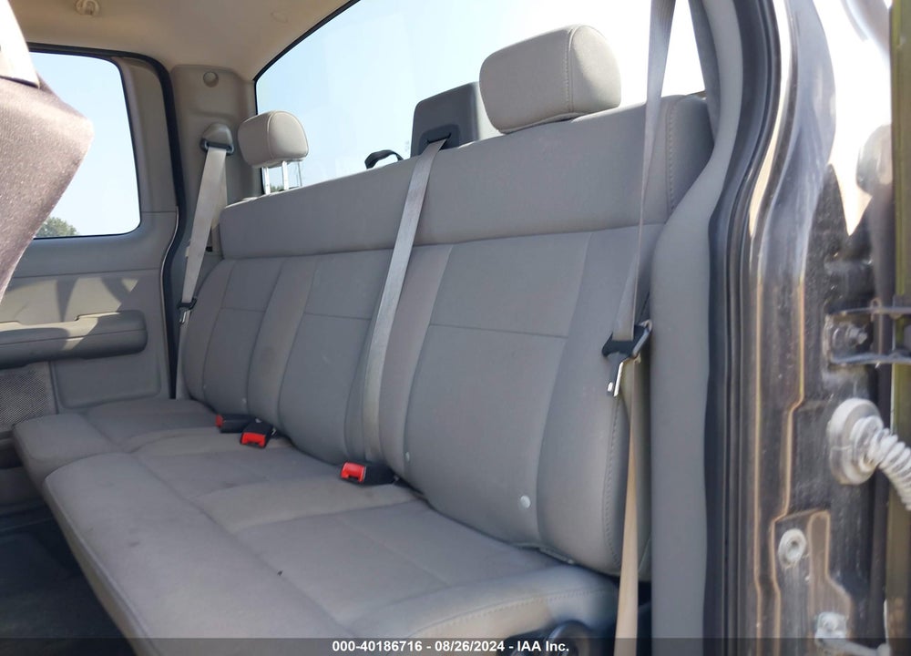 2005 FORD F-150 STX/XL/XLT VIN: 1FTRX12W65FB27978