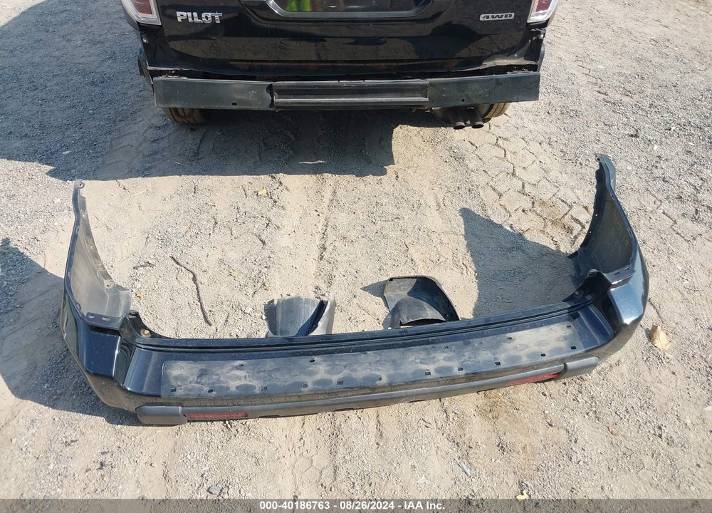 2008 HONDA PILOT VIN: 5FNYF18368B033684
