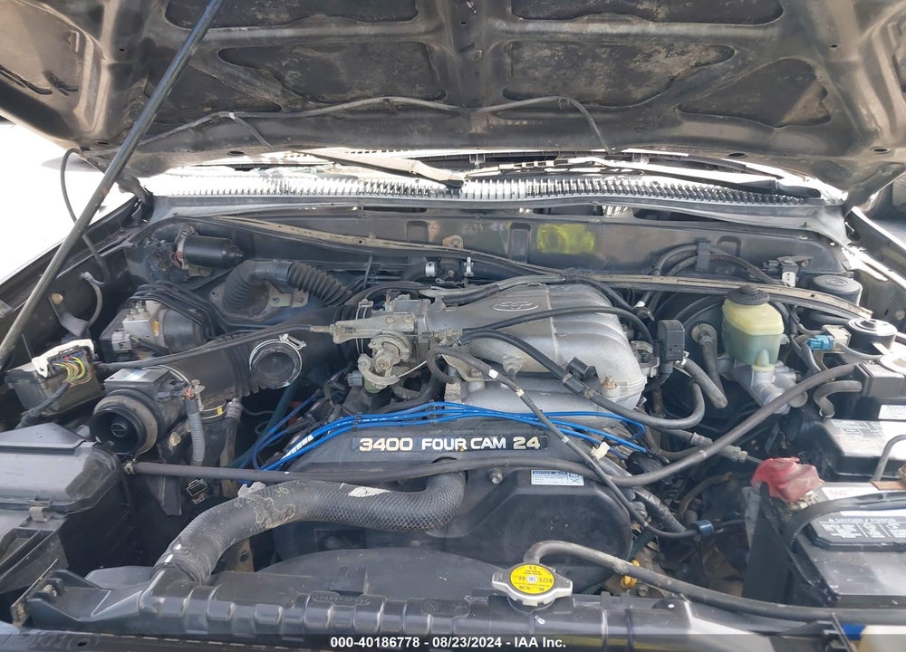 1998 TOYOTA 4RUNNER SR5 V6 VIN: JT3HN86R8W0145485