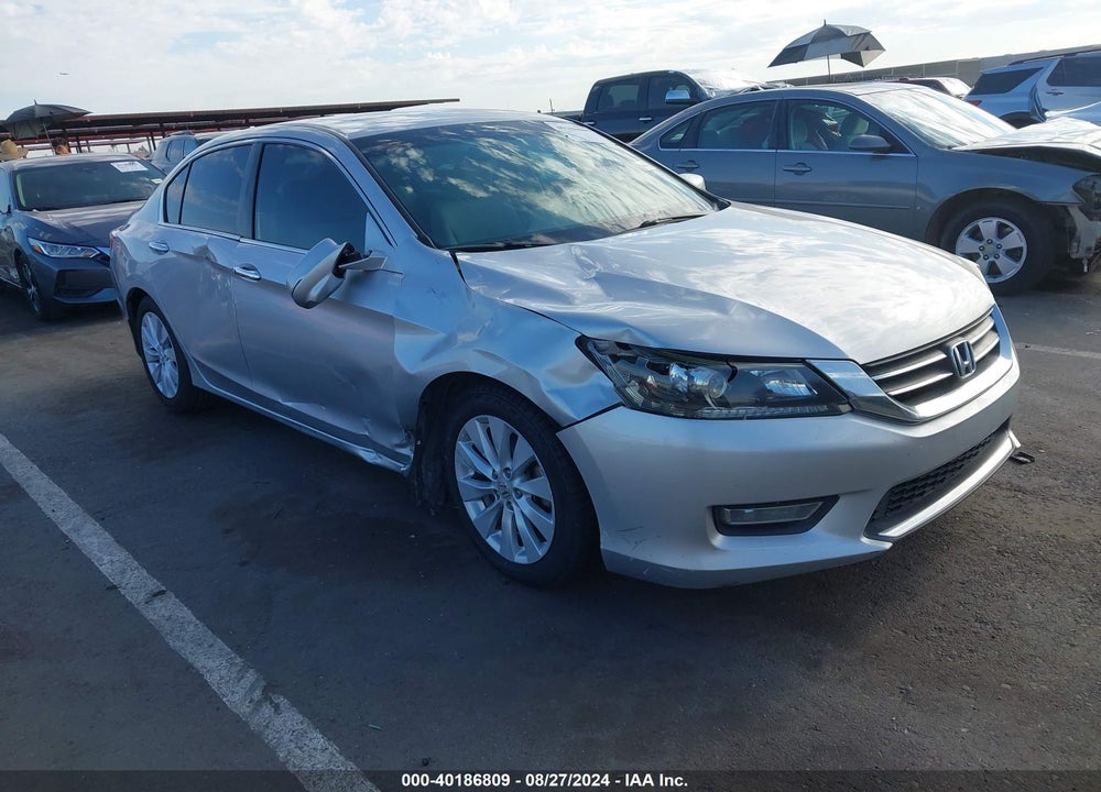 2013 HONDA ACCORD EX VIN: 1HGCR2F77DA132984