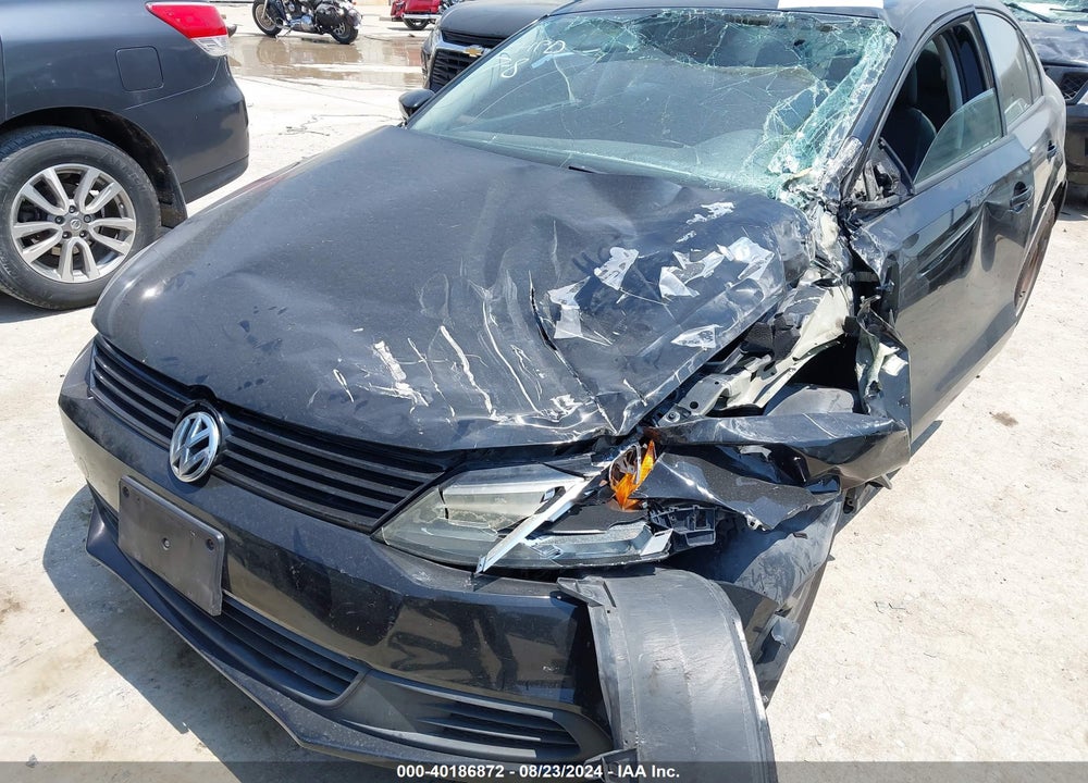 2011 VOLKSWAGEN JETTA 2.5L SE VIN: 3VWDX7AJ4BM324899
