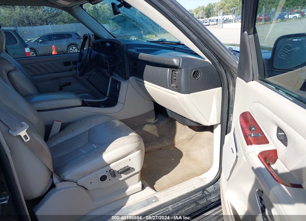 2004 CADILLAC ESCALADE ESV PLATINUM EDITION VIN: 3GYFK66N54G322767
