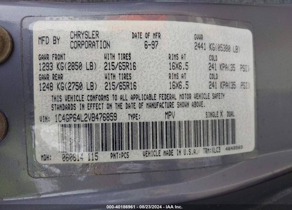 1997 CHRYSLER TOWN & COUNTRY VIN: 1C4GP64L2VB476859