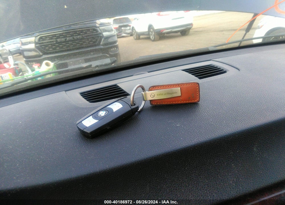 2010 BMW 328I VIN: WBAPK7C56AA461141