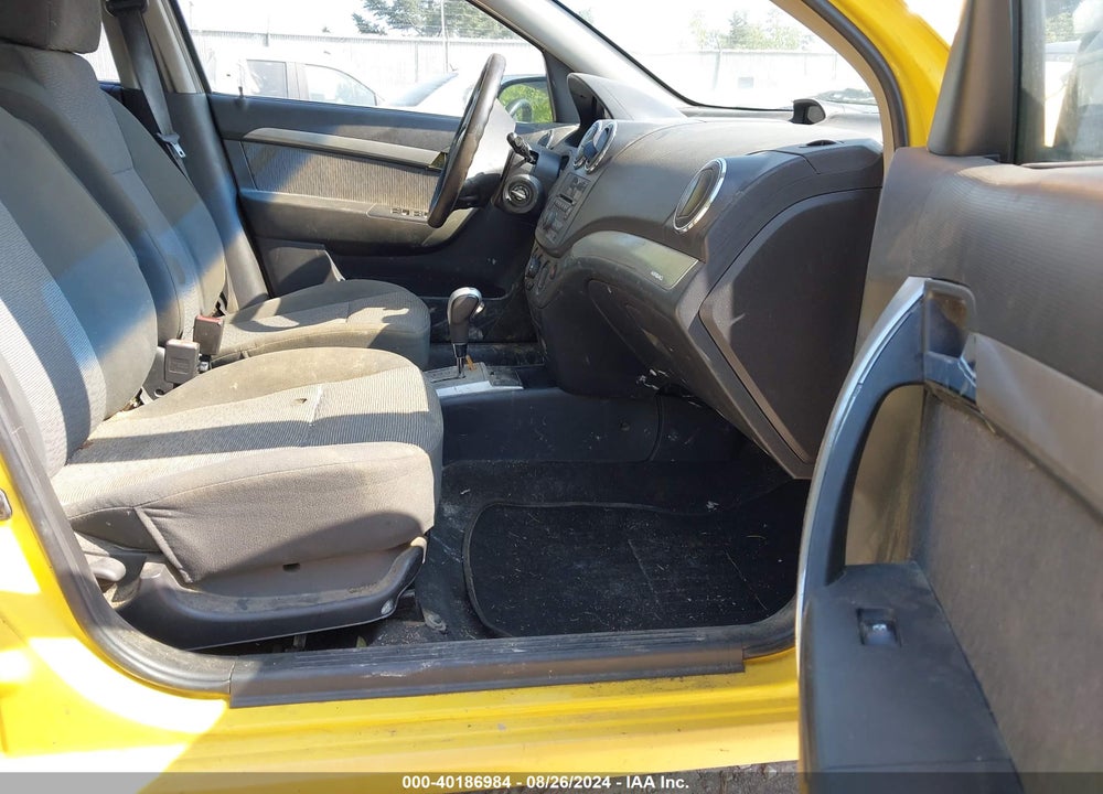 2009 CHEVROLET AVEO LT VIN: KL1TG56E49B358039