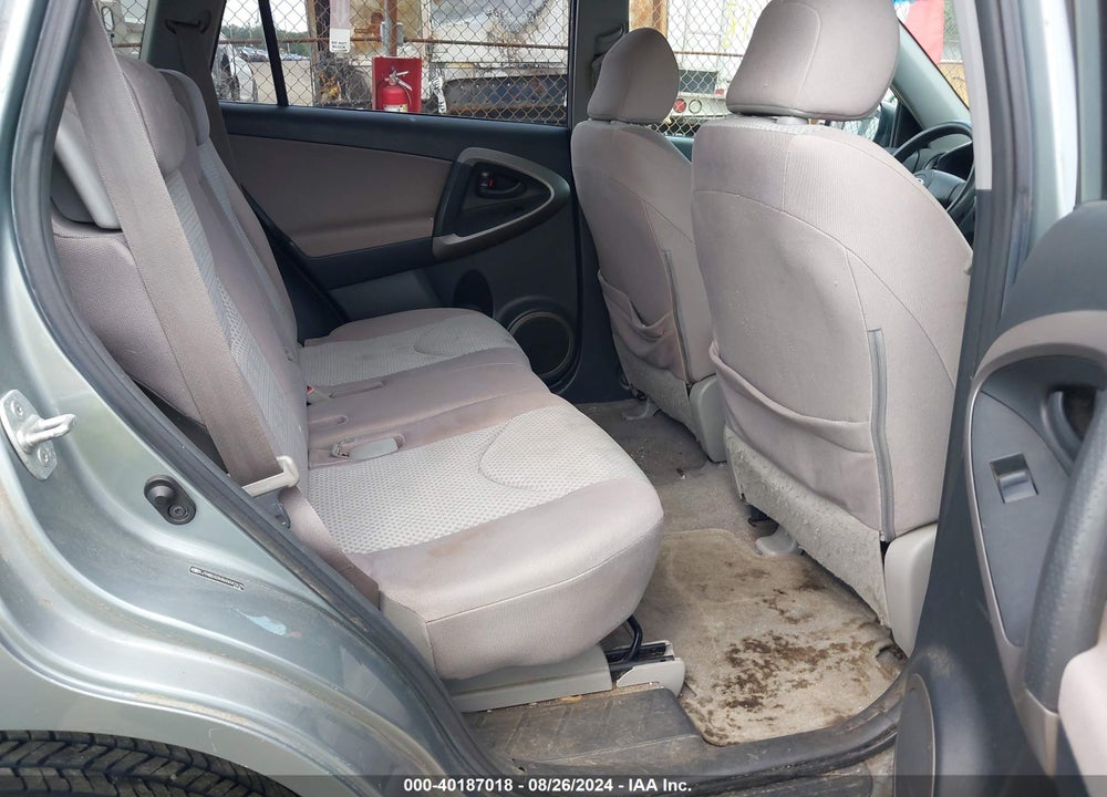 2006 TOYOTA RAV4 VIN: JTMBD33V865047679