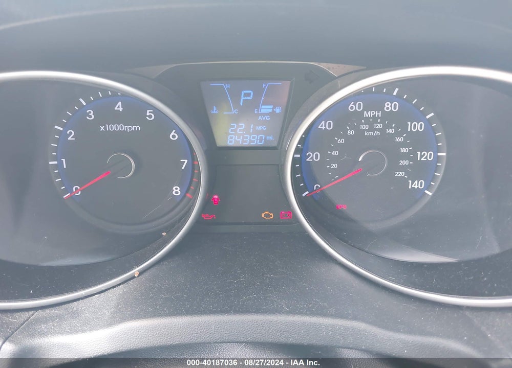 2010 HYUNDAI TUCSON GLS VIN: KM8JU3AC5AU018955