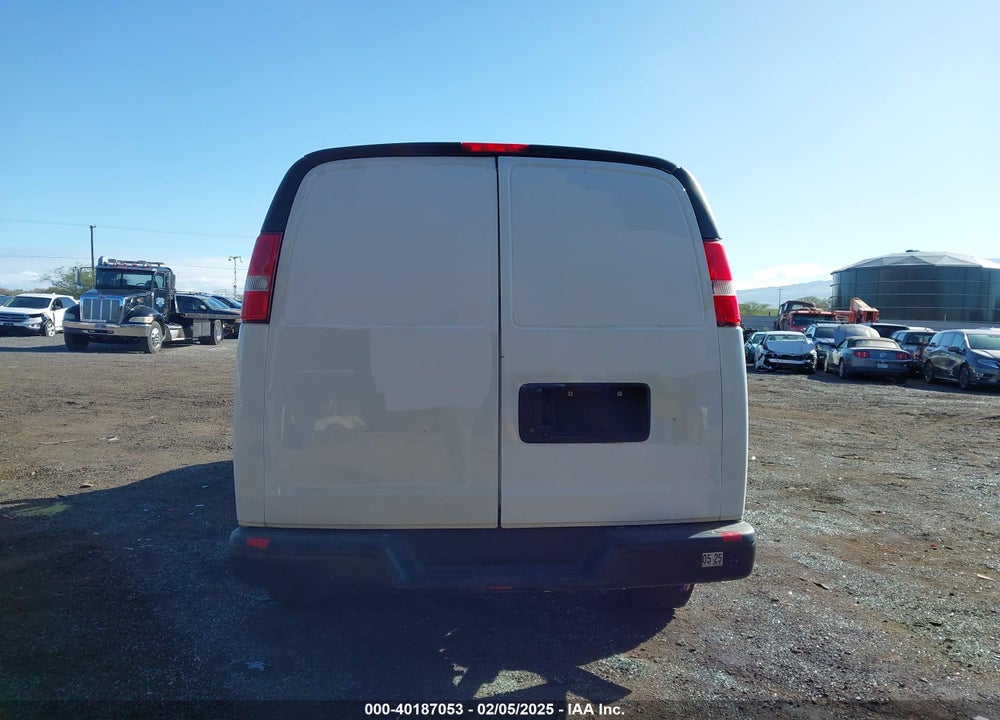 2017 CHEVROLET EXPRESS 2500 WORK VAN VIN: 1GCWGAF12H1309132