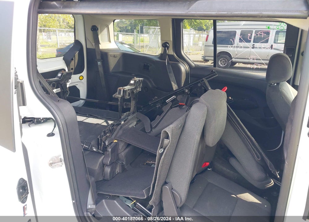 2015 FORD TRANSIT CONNECT XLT VIN: NM0GS9F73F1183640
