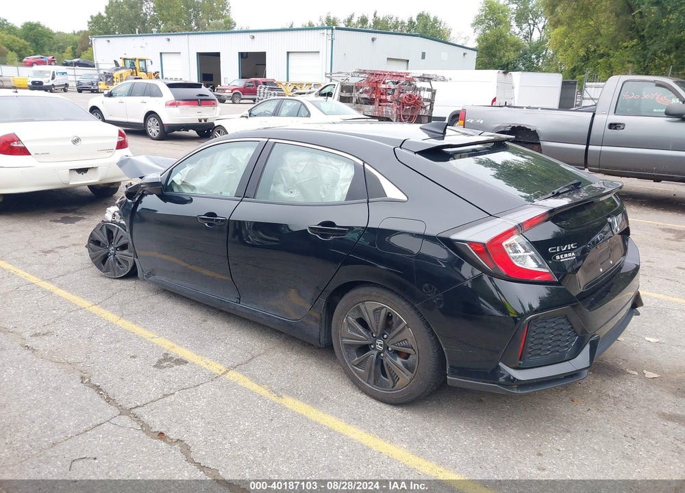 2018 HONDA CIVIC EX VIN: SHHFK7H57JU223571