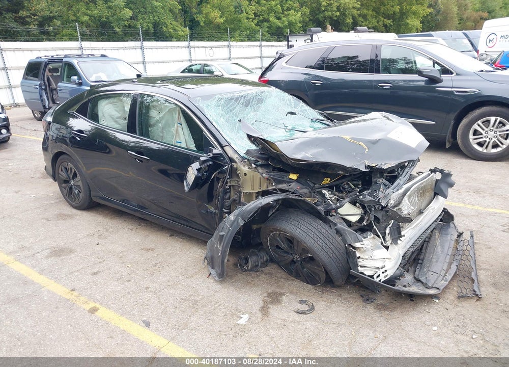 2018 HONDA CIVIC EX VIN: SHHFK7H57JU223571