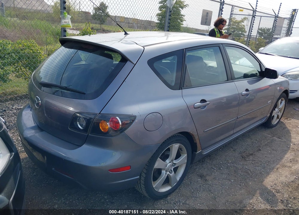 2005 MAZDA 3 S VIN: JM1BK343751252158