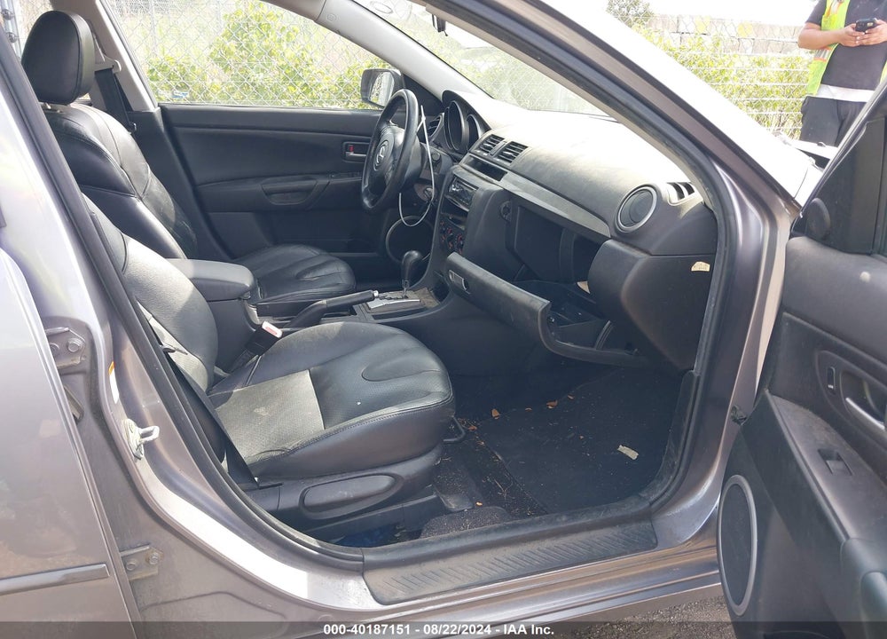 2005 MAZDA 3 S VIN: JM1BK343751252158