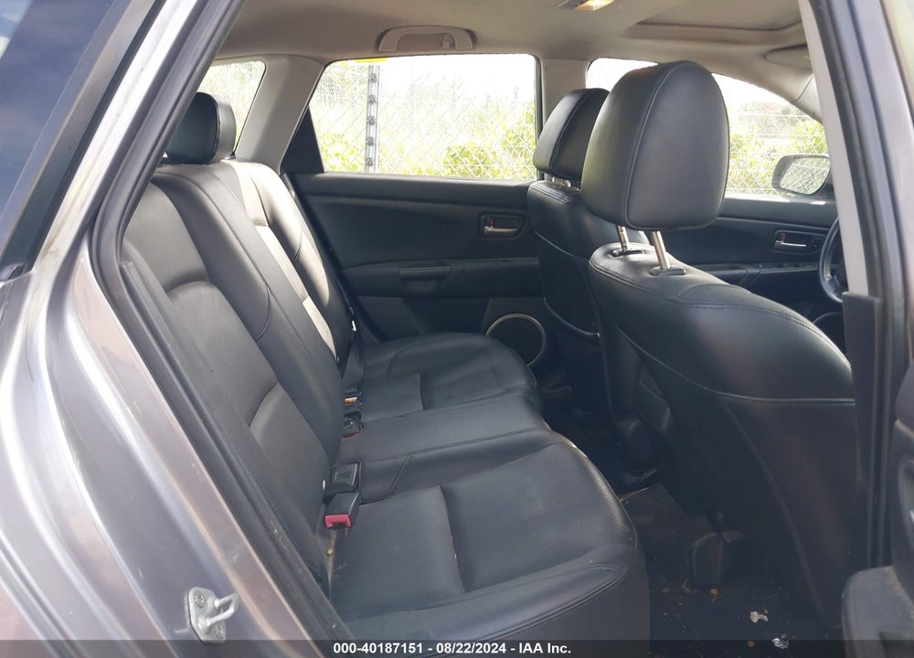 2005 MAZDA 3 S VIN: JM1BK343751252158