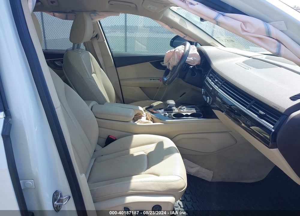 2017 AUDI Q7 VIN: WA1VAAF78HD038894