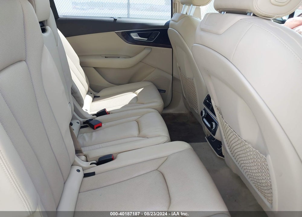 2017 AUDI Q7 VIN: WA1VAAF78HD038894