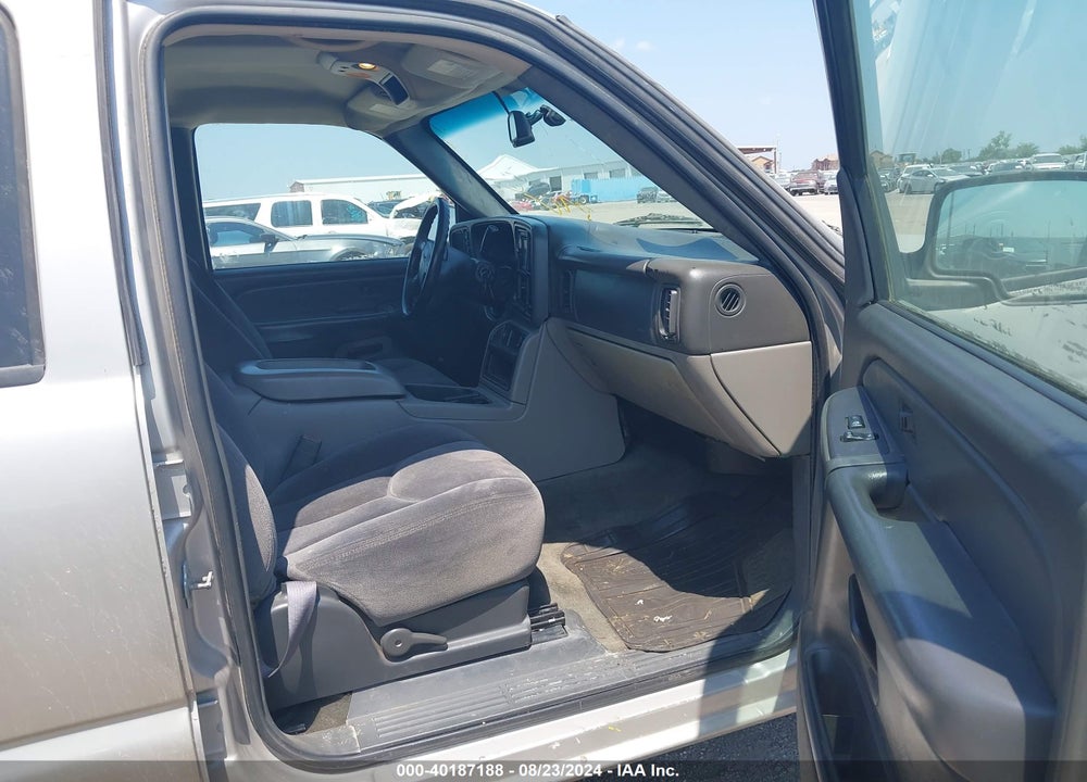 2005 GMC SIERRA 1500 SLE VIN: 2GTEK13T451121475