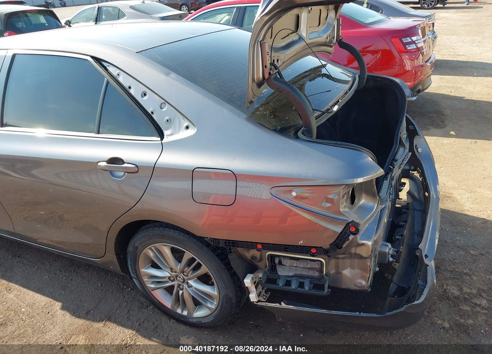 2017 TOYOTA CAMRY SE VIN: 4T1BF1FK0HU391303