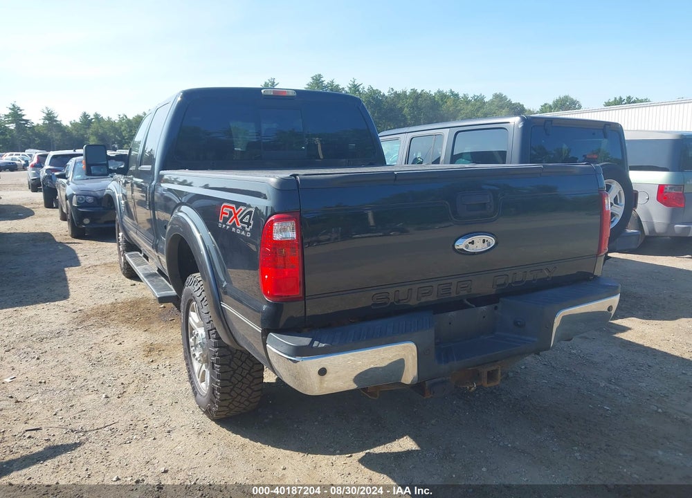 2015 FORD F-350 LARIAT VIN: 1FT8W3BT2FEB74318
