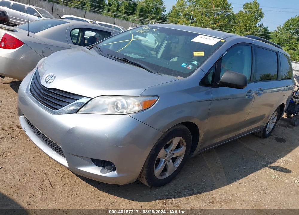 2011 TOYOTA SIENNA LE V6 VIN: 5TDKK3DC4BS148578