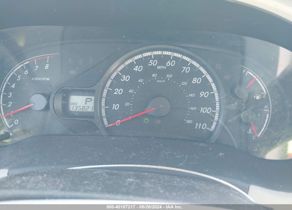 2011 TOYOTA SIENNA LE V6 VIN: 5TDKK3DC4BS148578