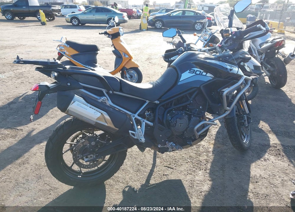 2022 TRIUMPH MOTORCYCLE TIGER 900 GT VIN: SMTE62DF3NTAW8138