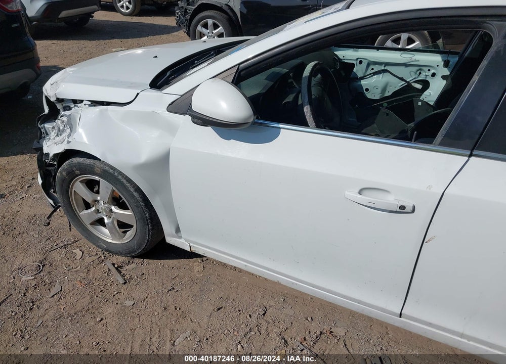 2014 CHEVROLET CRUZE 1LT AUTO VIN: 1G1PC5SB3E7198310