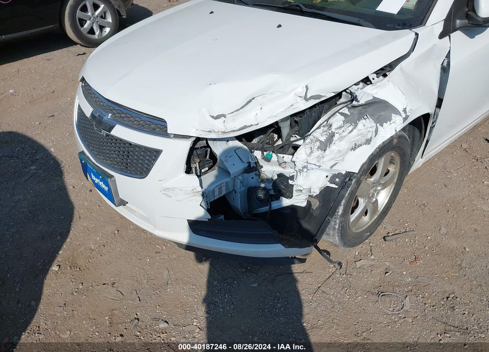 2014 CHEVROLET CRUZE 1LT AUTO VIN: 1G1PC5SB3E7198310