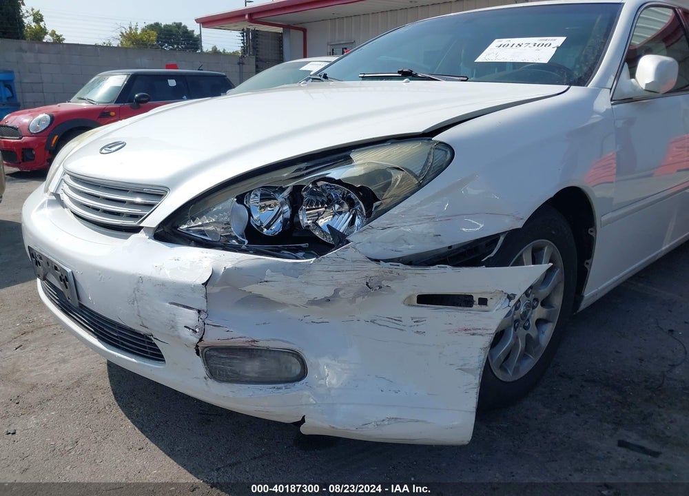 2003 LEXUS ES 300 VIN: JTHBF30G036014843