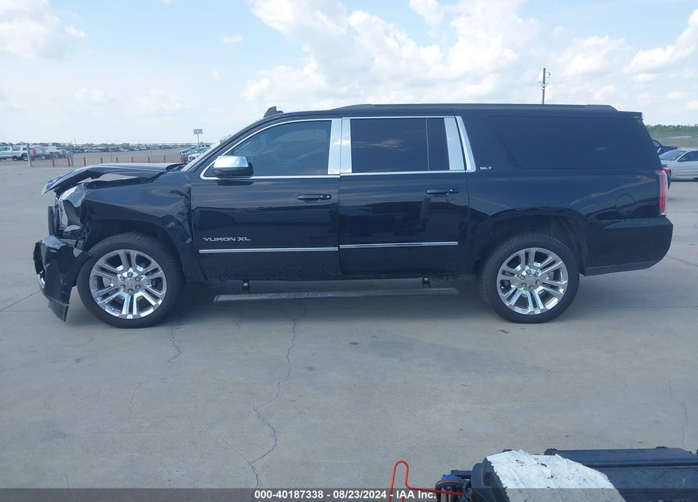 2018 GMC YUKON XL SLT VIN: 1GKS1GKC9JR325057