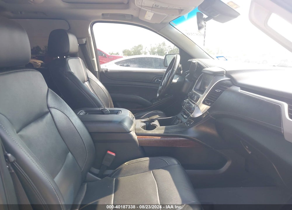 2018 GMC YUKON XL SLT VIN: 1GKS1GKC9JR325057