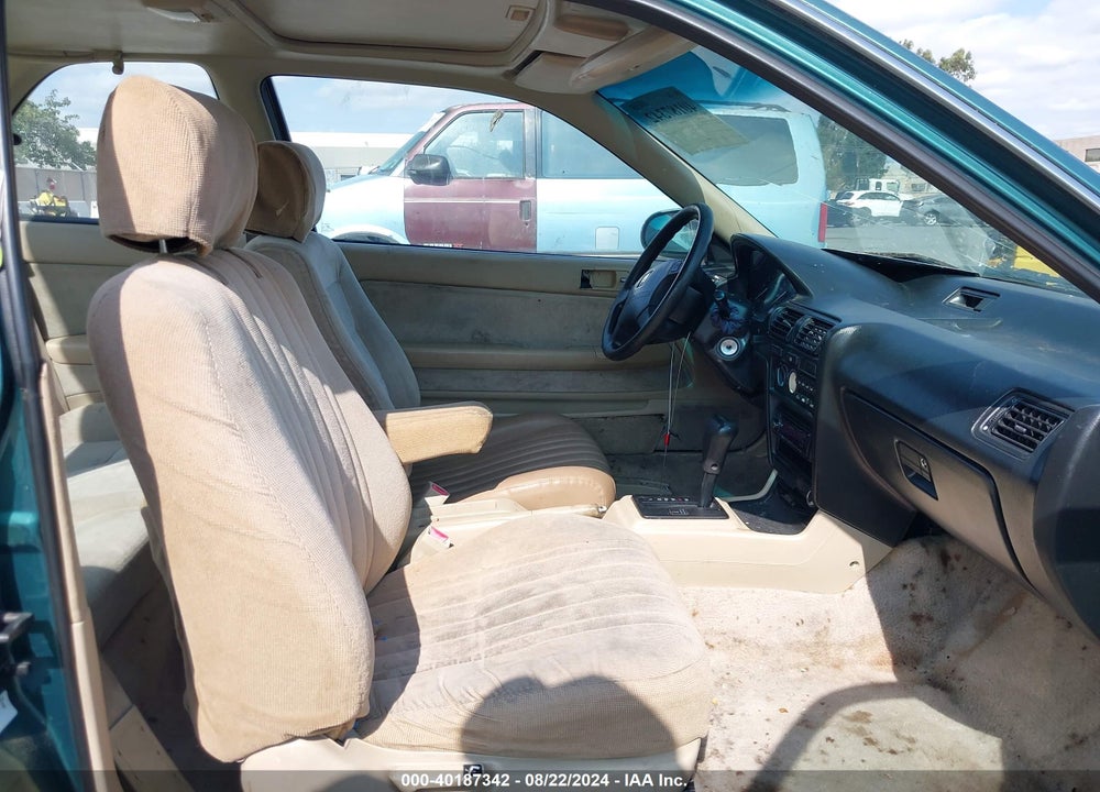 1992 HONDA ACCORD EX VIN: 1HGCB7272NA034731