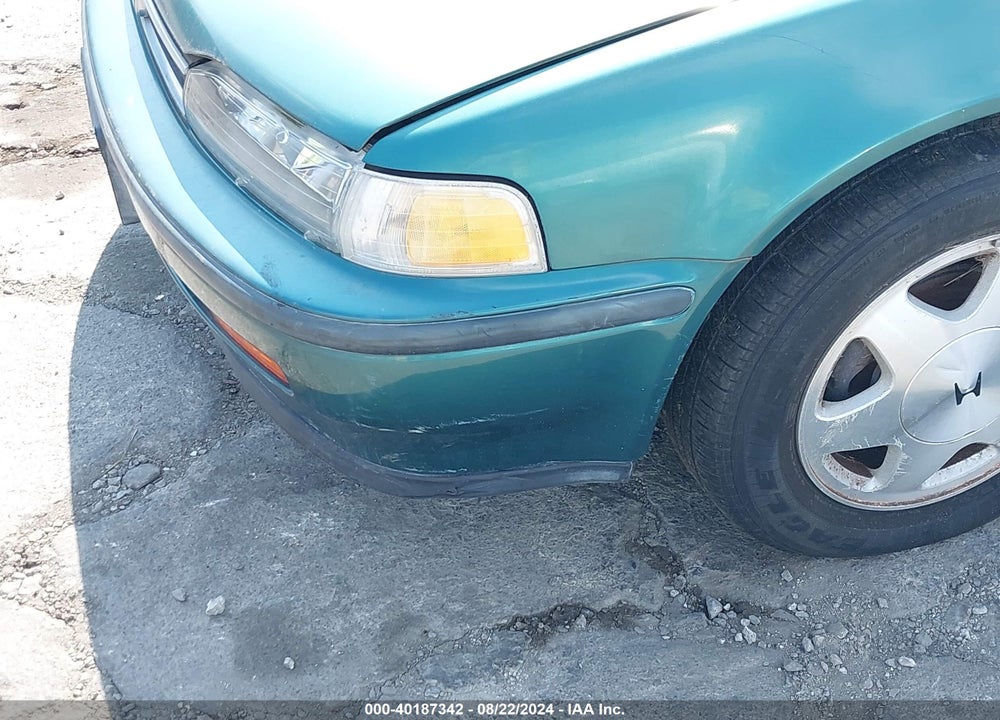 1992 HONDA ACCORD EX VIN: 1HGCB7272NA034731