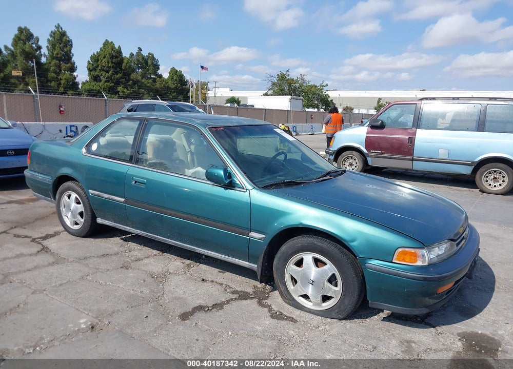 1992 HONDA ACCORD EX VIN: 1HGCB7272NA034731
